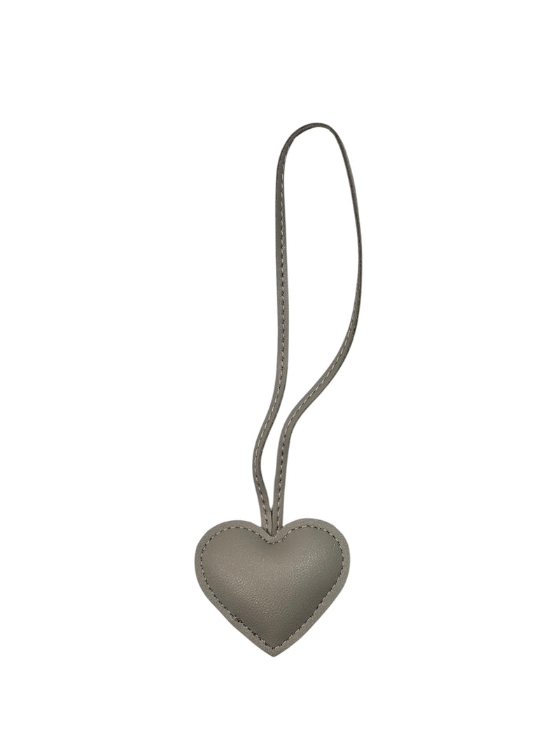 HEART BAG CHARM GREY